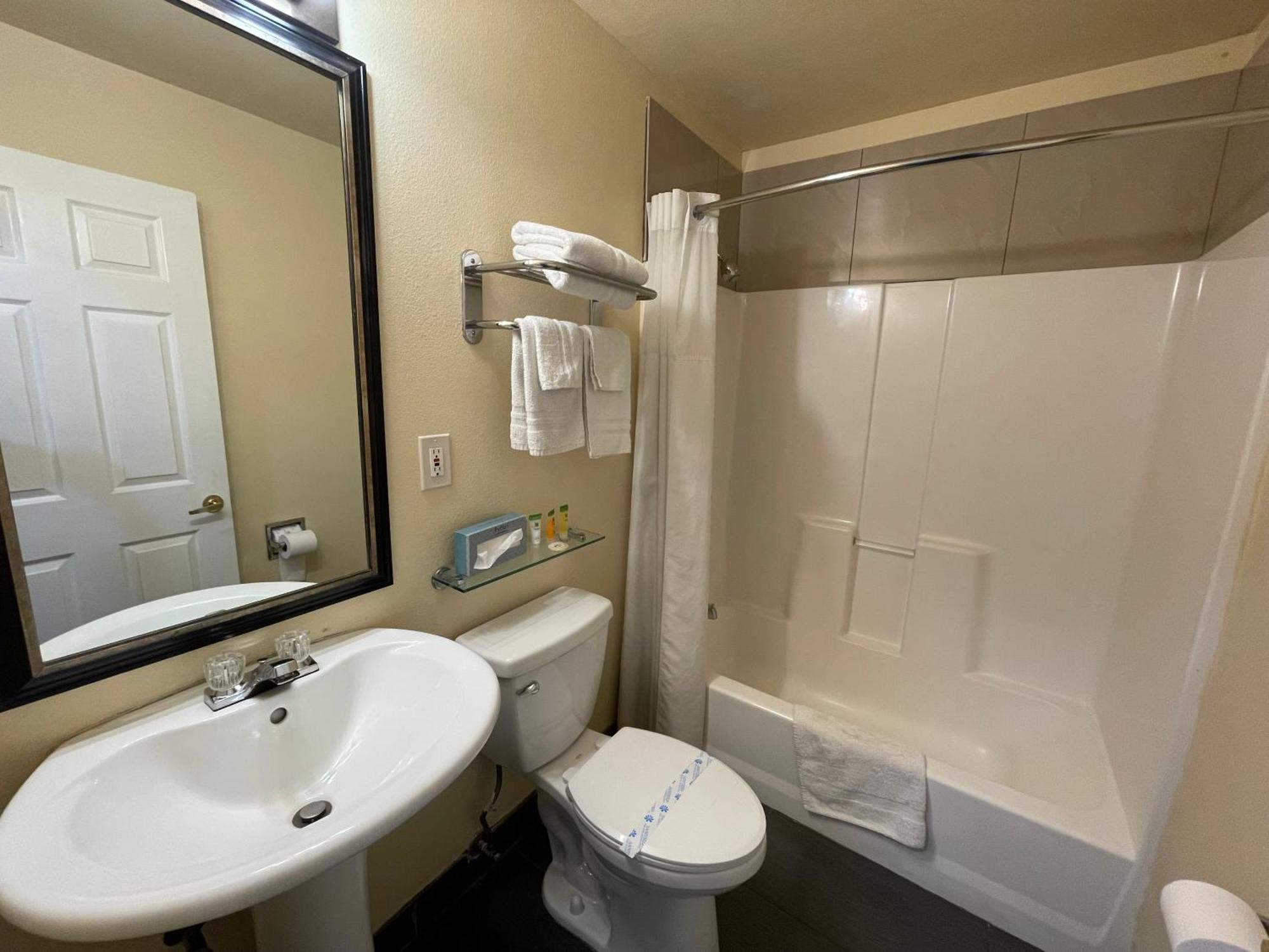 Lamplighter Motel Clearlake Habitación foto